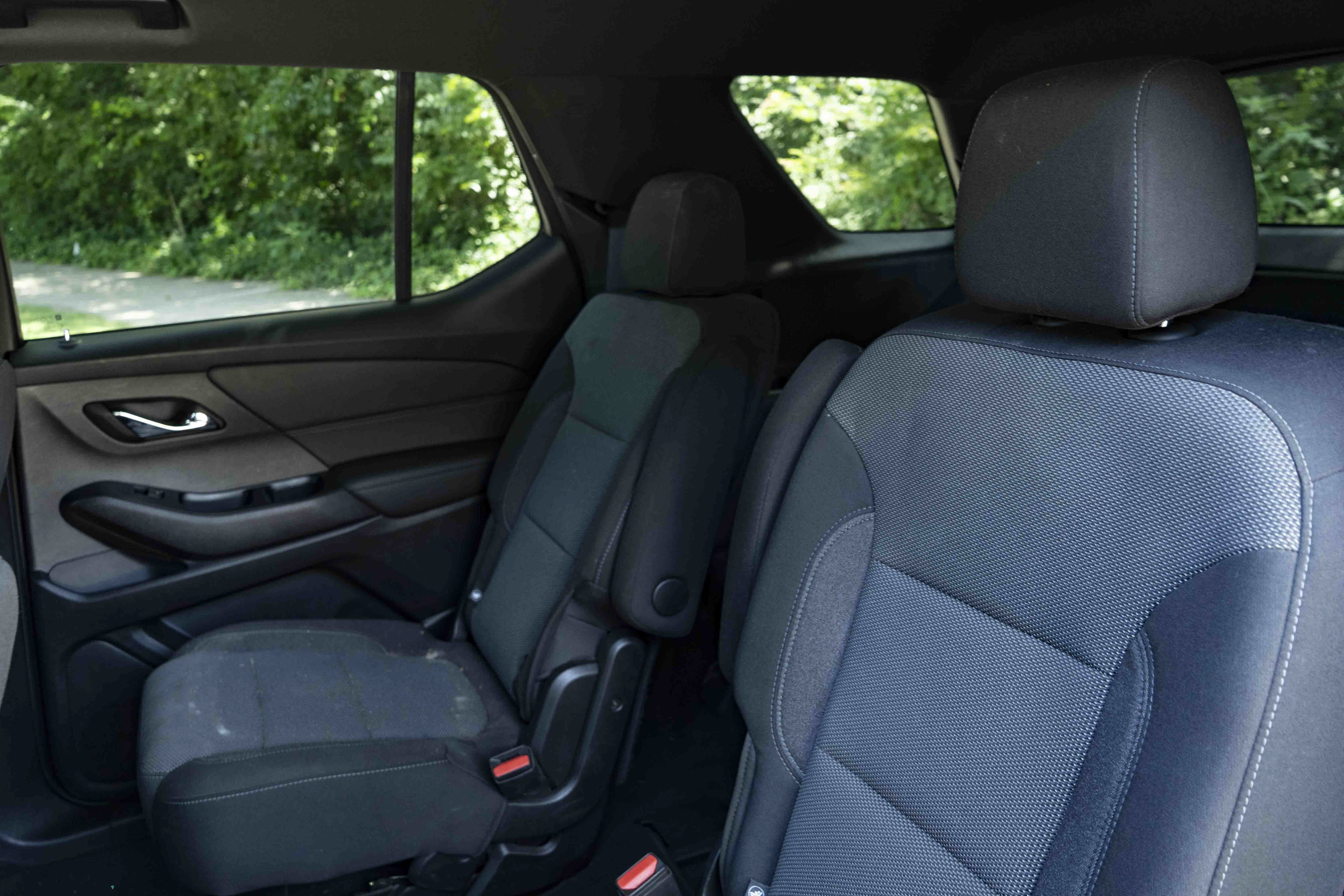 Used 2023 Chevrolet Traverse LT FWD image 17