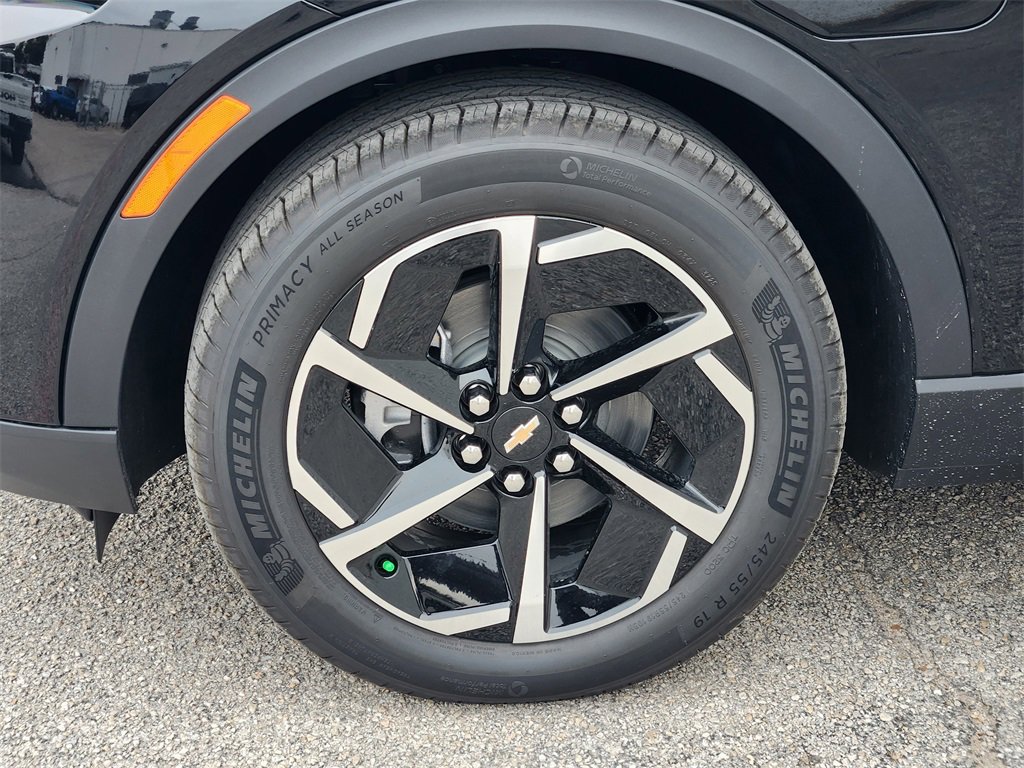 New 2026 Chevrolet Equinox EV LT image 8