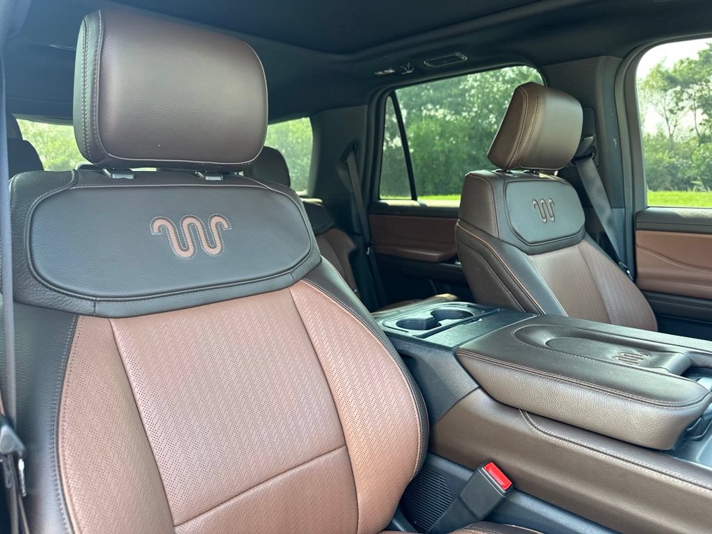 Used 2025 Ford Expedition King Ranch AWD/4WD image 27