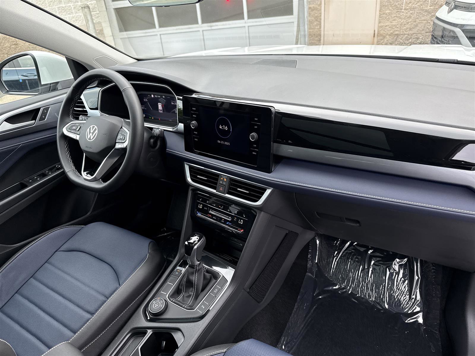 New 2025 Volkswagen Taos SEL image 32