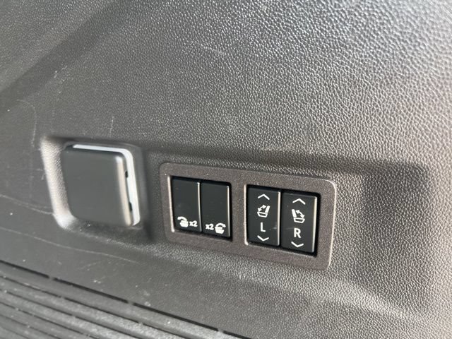Certified 2023 Chevrolet Tahoe Premier AWD/4WD image 22