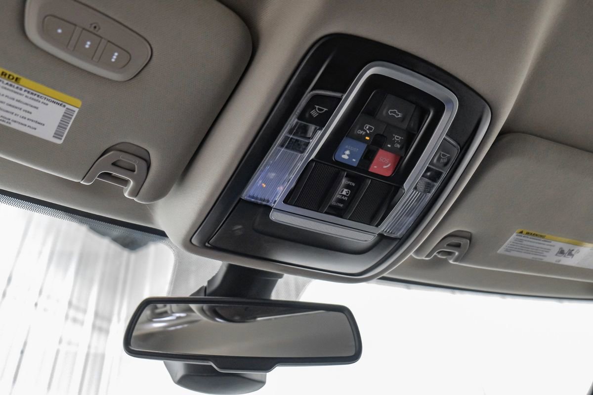 Used 2024 RAM 3500 Laramie image 24