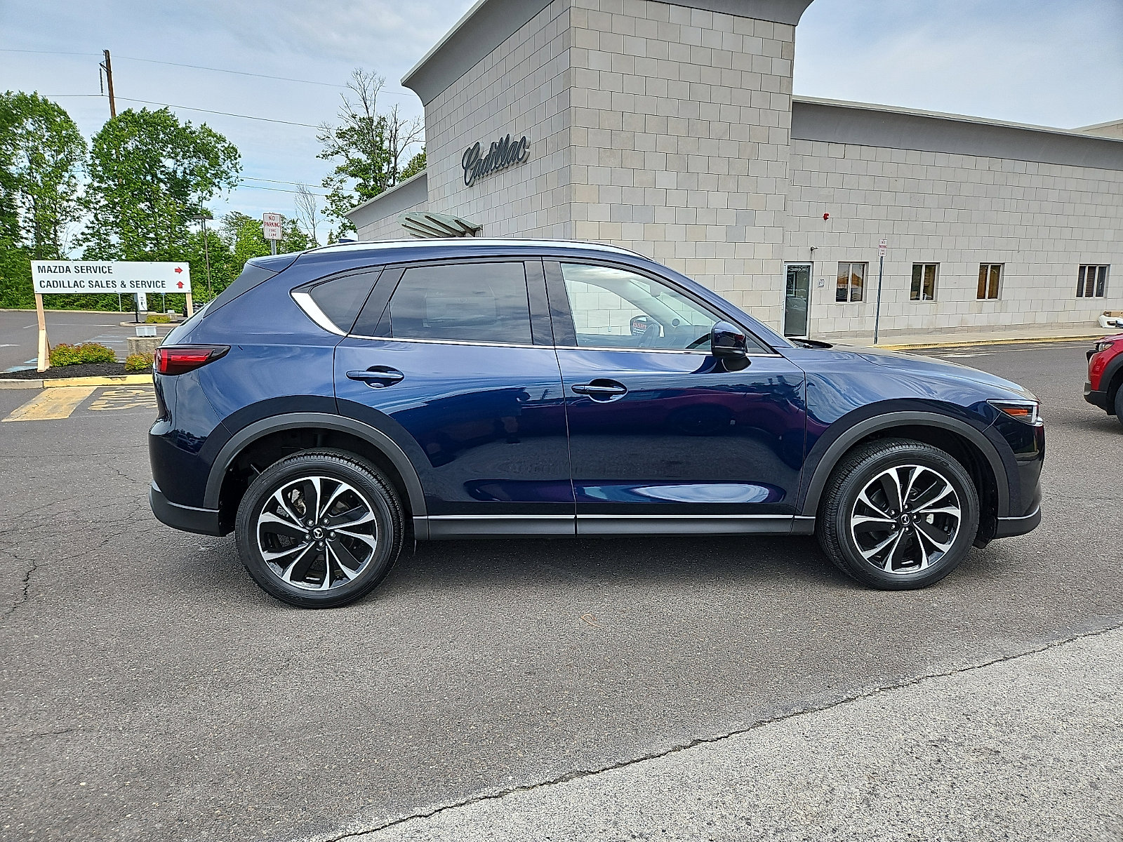 Used 2023 MAZDA CX-5 AWD 2.5 S w/ Premium Package image 7