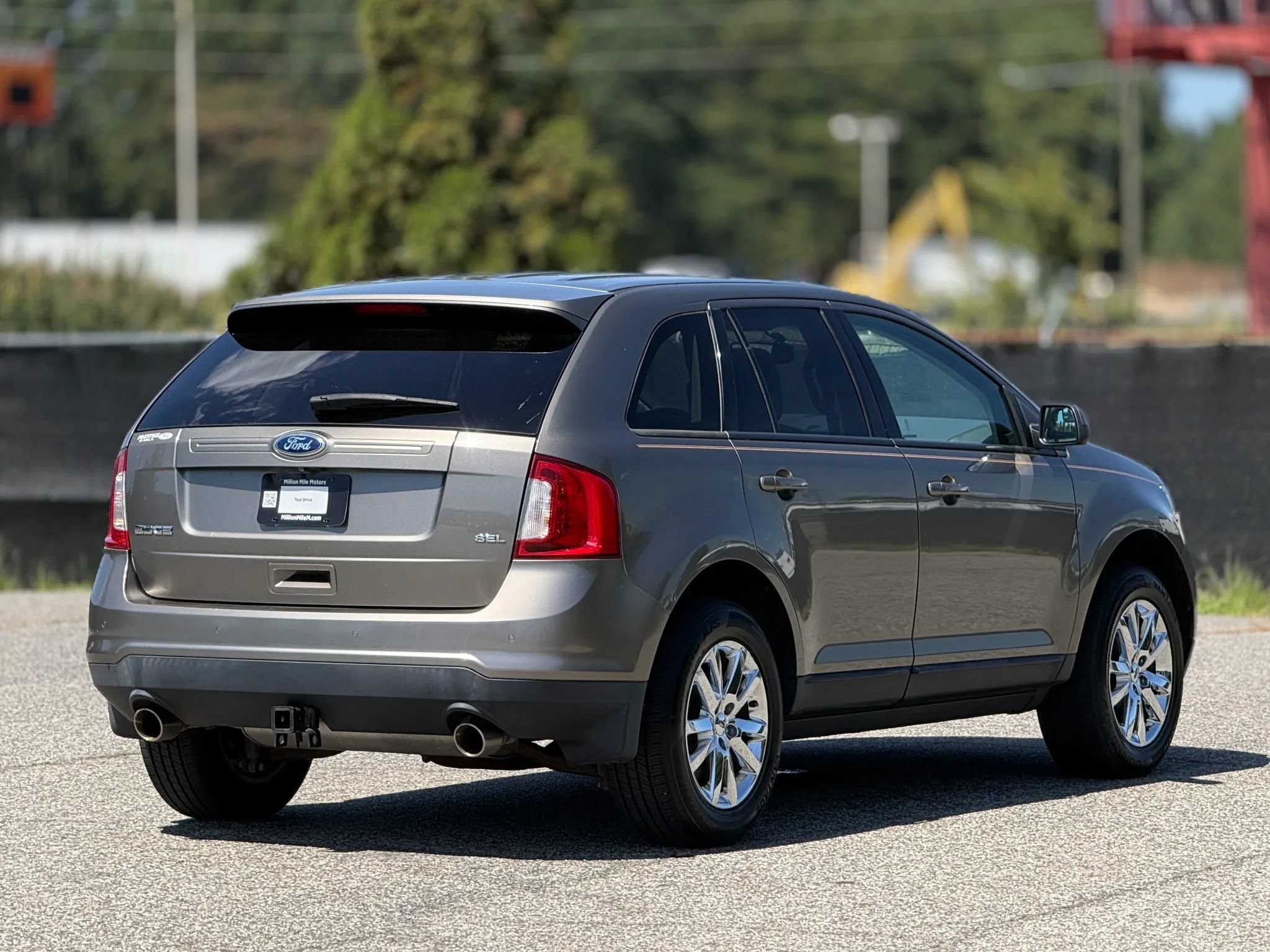 Used 2013 Ford Edge SEL FWD image 9