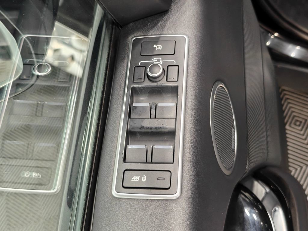 Used 2017 Land Rover Range Rover Supercharged image 70