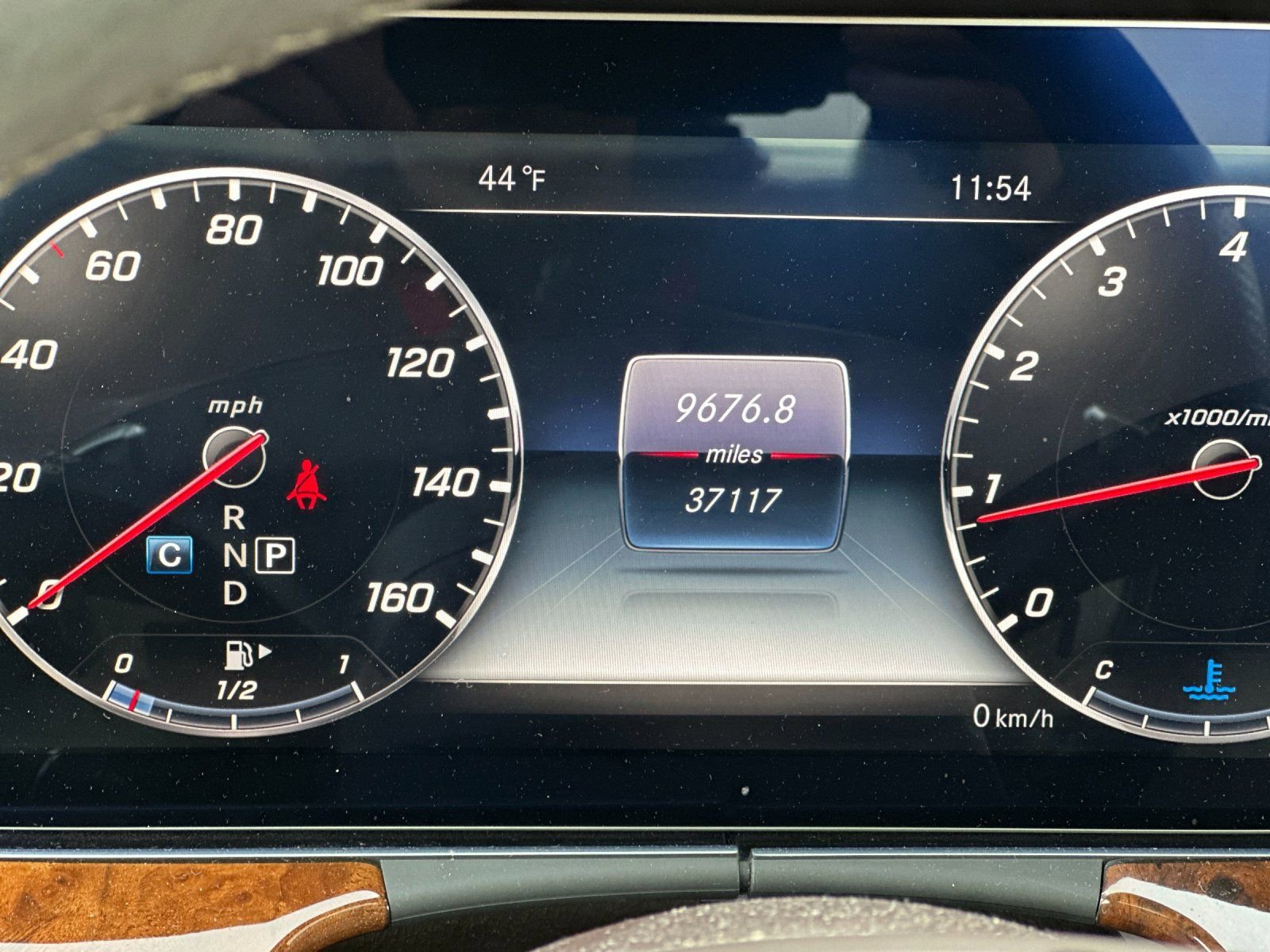 Used 2018 Mercedes-Benz E 300 4MATIC image 24