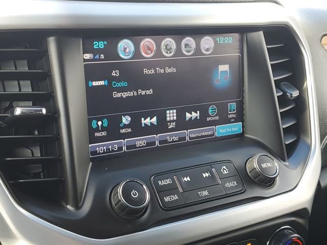 Used 2018 GMC Acadia SLE image 15