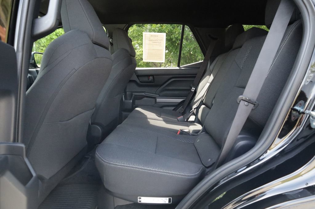 Used 2025 Toyota 4Runner SR5 image 17