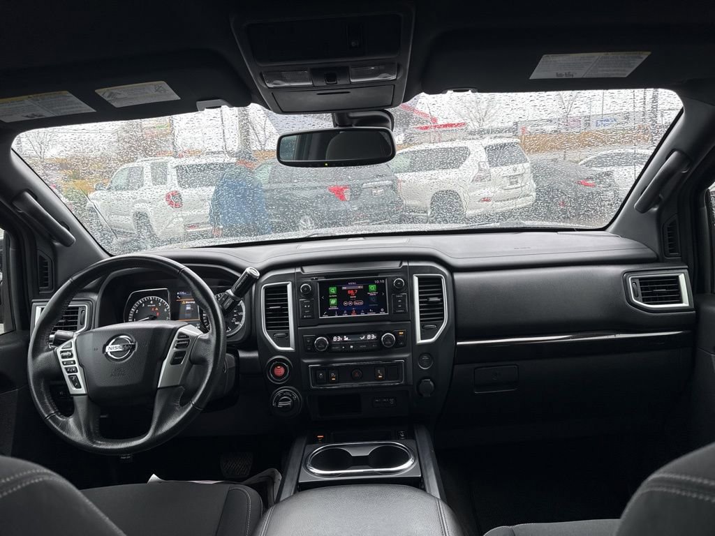 Used 2019 Nissan Titan SV w/ SV Convenience Package image 21