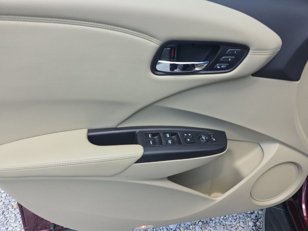 Used 2016 Acura RDX AWD w/ Technology Package image 12