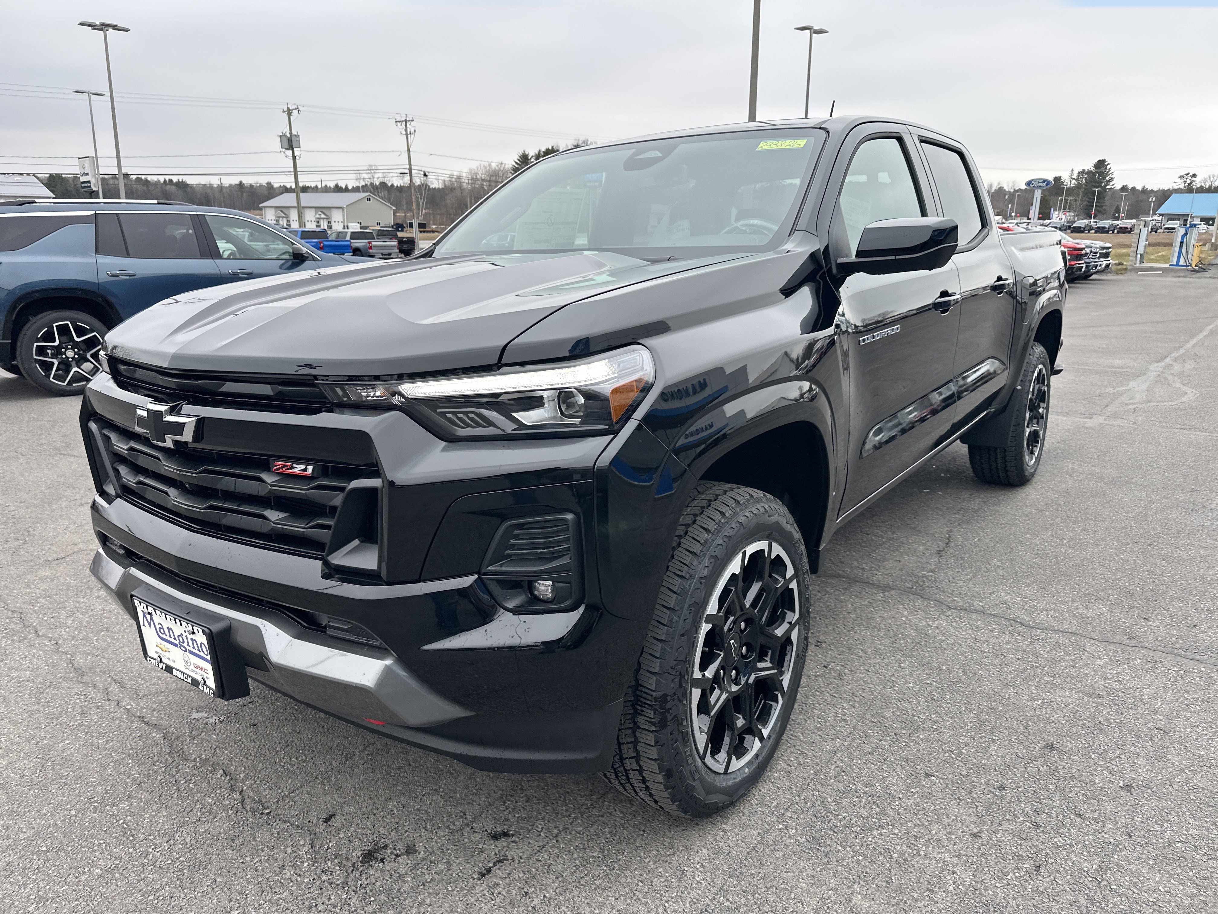 New 2026 Chevrolet Colorado Z71 w/ Technology Package image 2