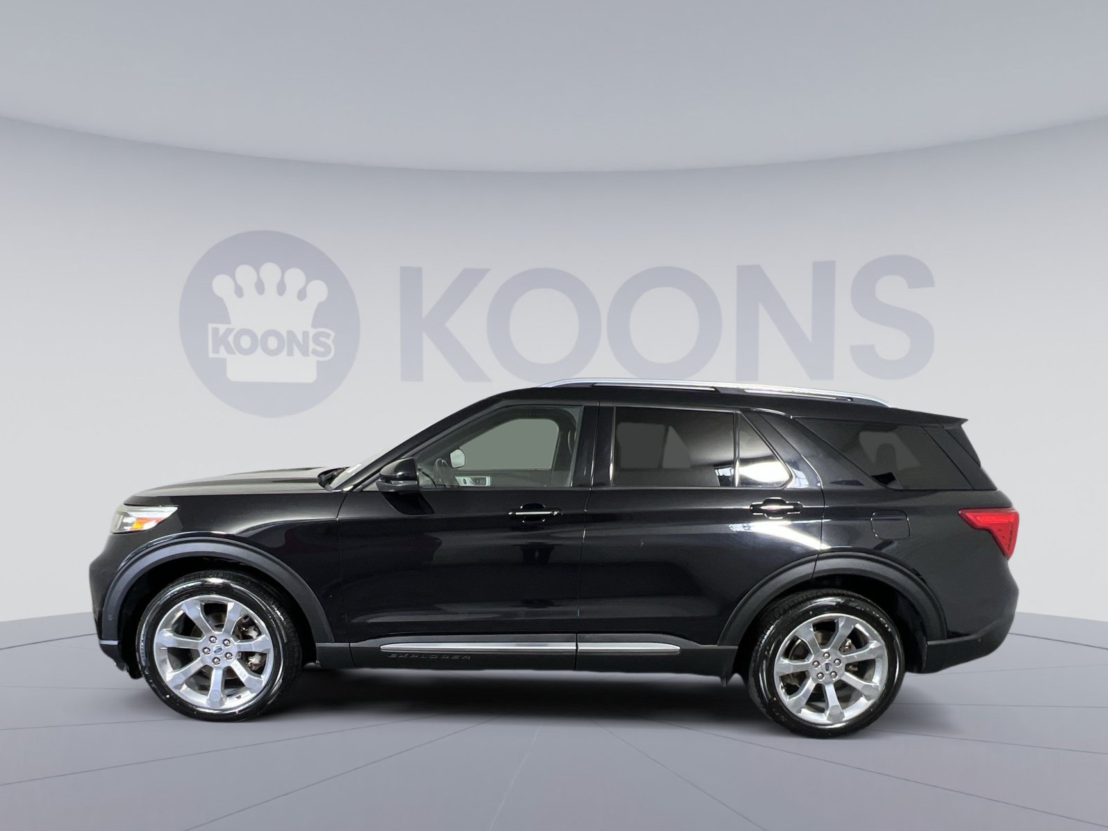 Used 2020 Ford Explorer Platinum w/ Premium Technology Package AWD/4WD image 7