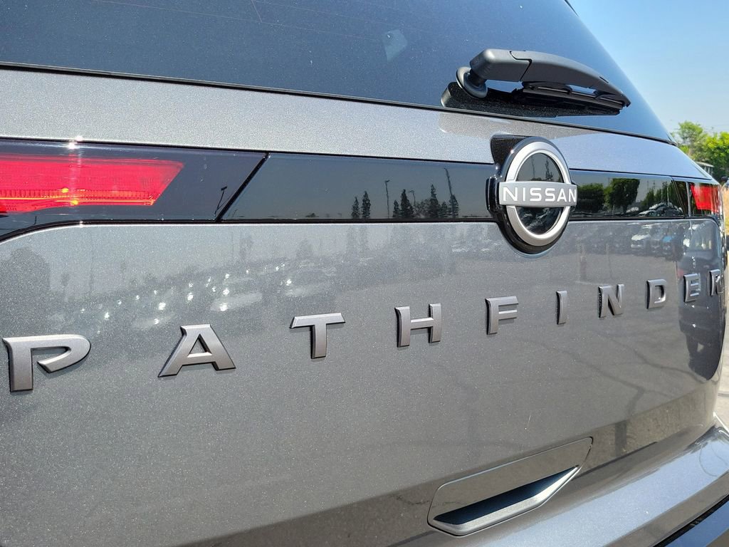 New 2026 Nissan Pathfinder SV FWD image 3