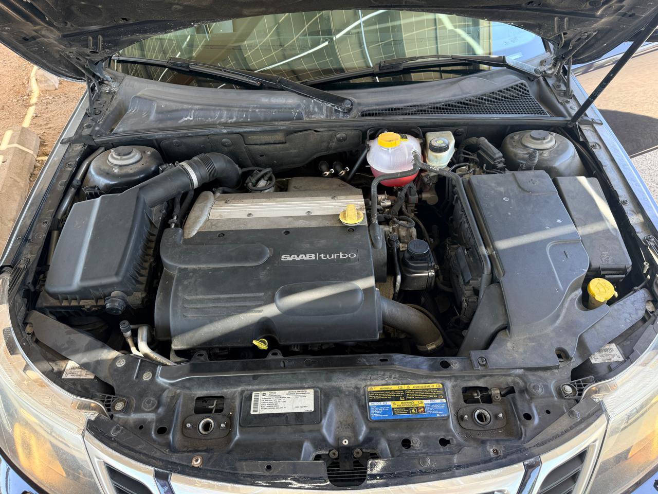 Used 2009 Saab 9-3 2.0T w/ Cold Weather Package FWD image 18