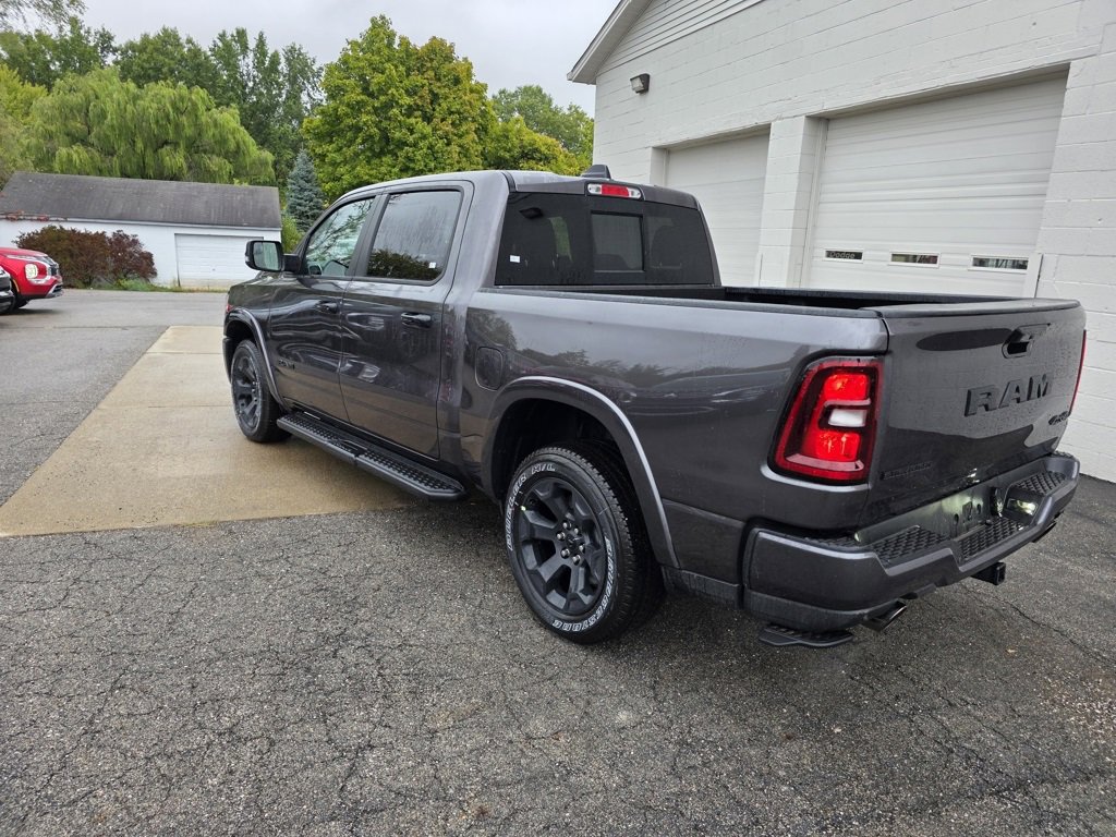 New 2026 RAM 1500 4x4 Crew Cab image 7