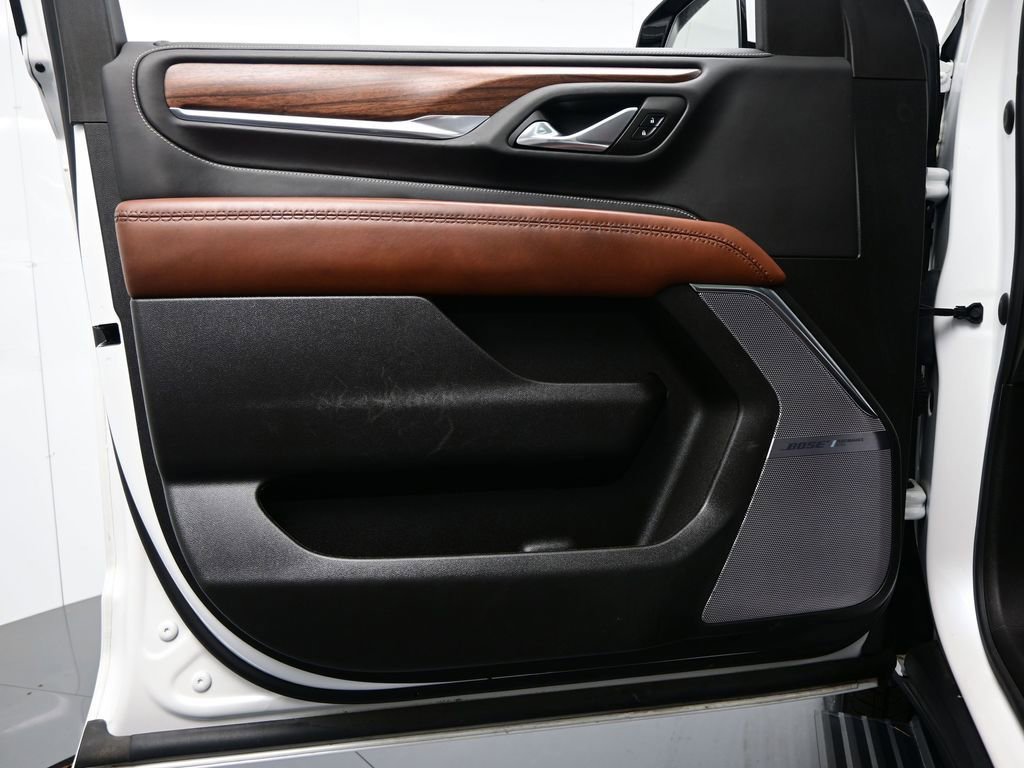 Used 2023 GMC Yukon Denali Ultimate image 16