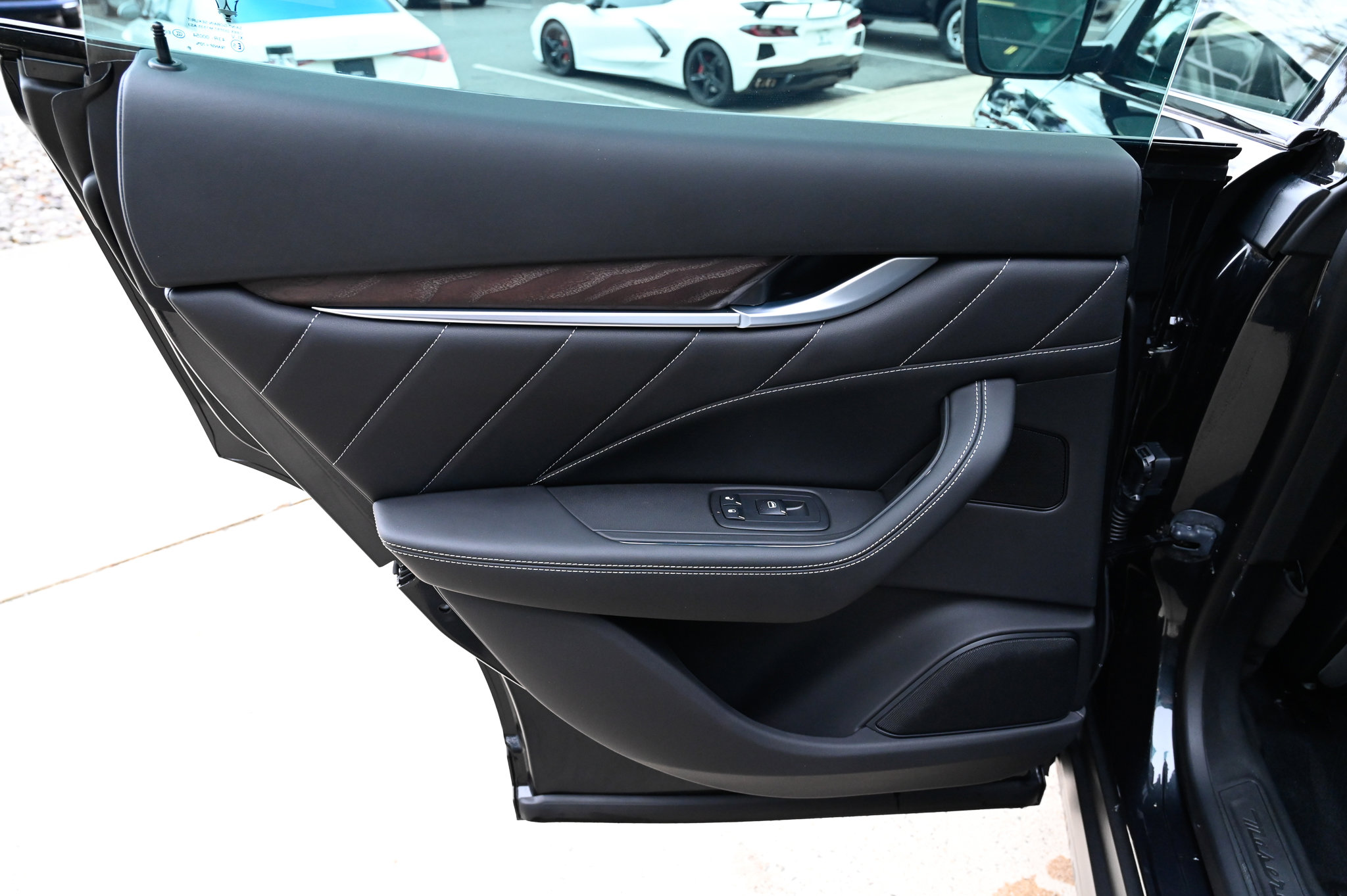 Certified 2022 Maserati Levante GT image 39