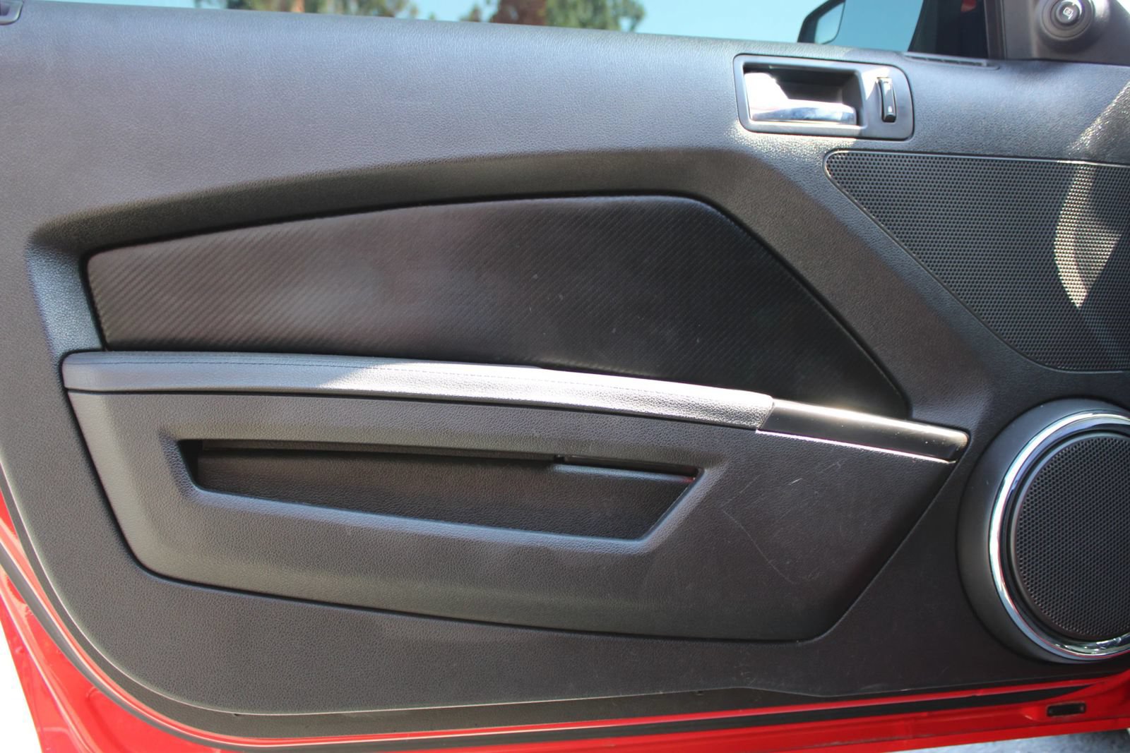 Used 2012 Ford Mustang GT Premium RWD image 8