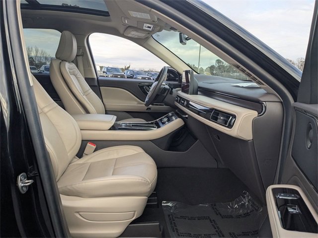 Used 2022 Lincoln Aviator Reserve w/ Class IV Trailer Tow Package image 30
