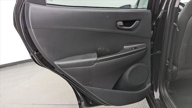 Used 2021 Hyundai Kona SEL FWD image 16