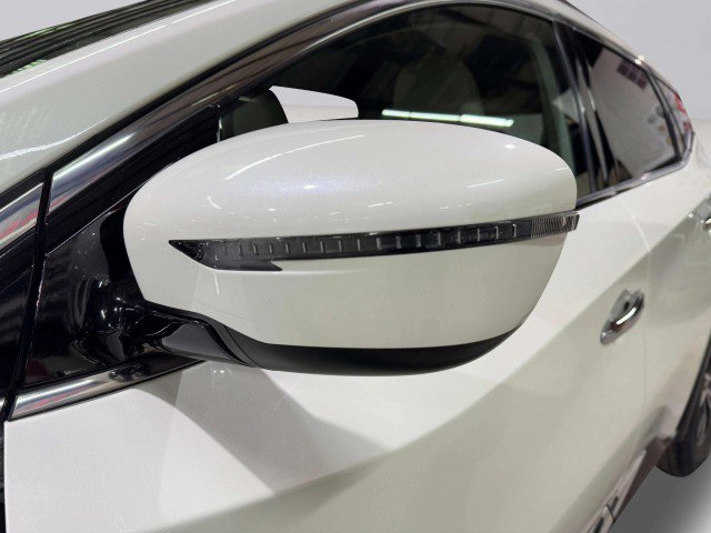 Used 2020 Nissan Murano SV image 14