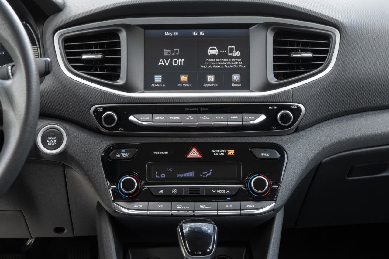 Used 2018 Hyundai Ioniq Blue FWD image 28