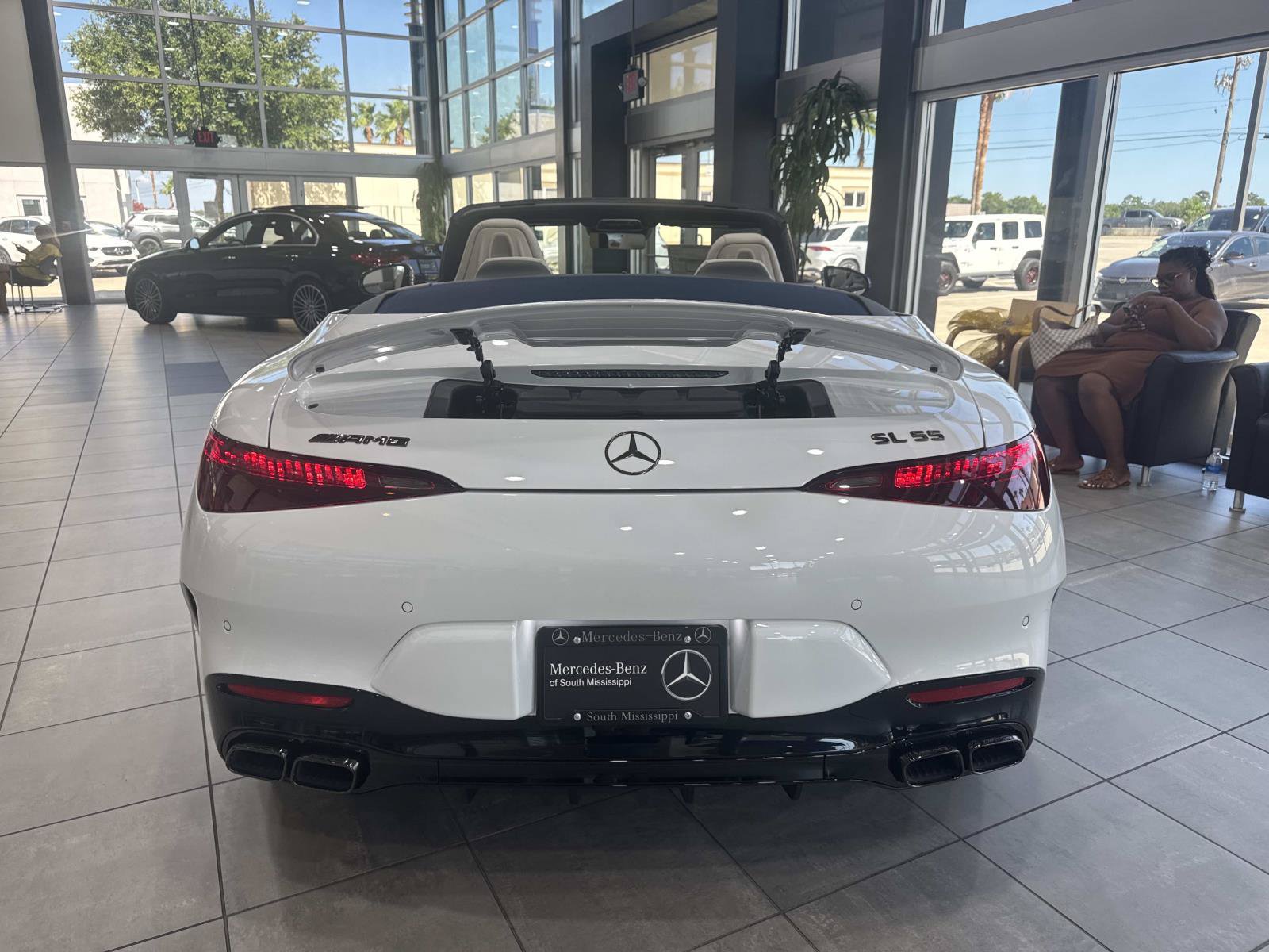 New 2026 Mercedes-Benz SL 55 AMG 4MATIC image 5