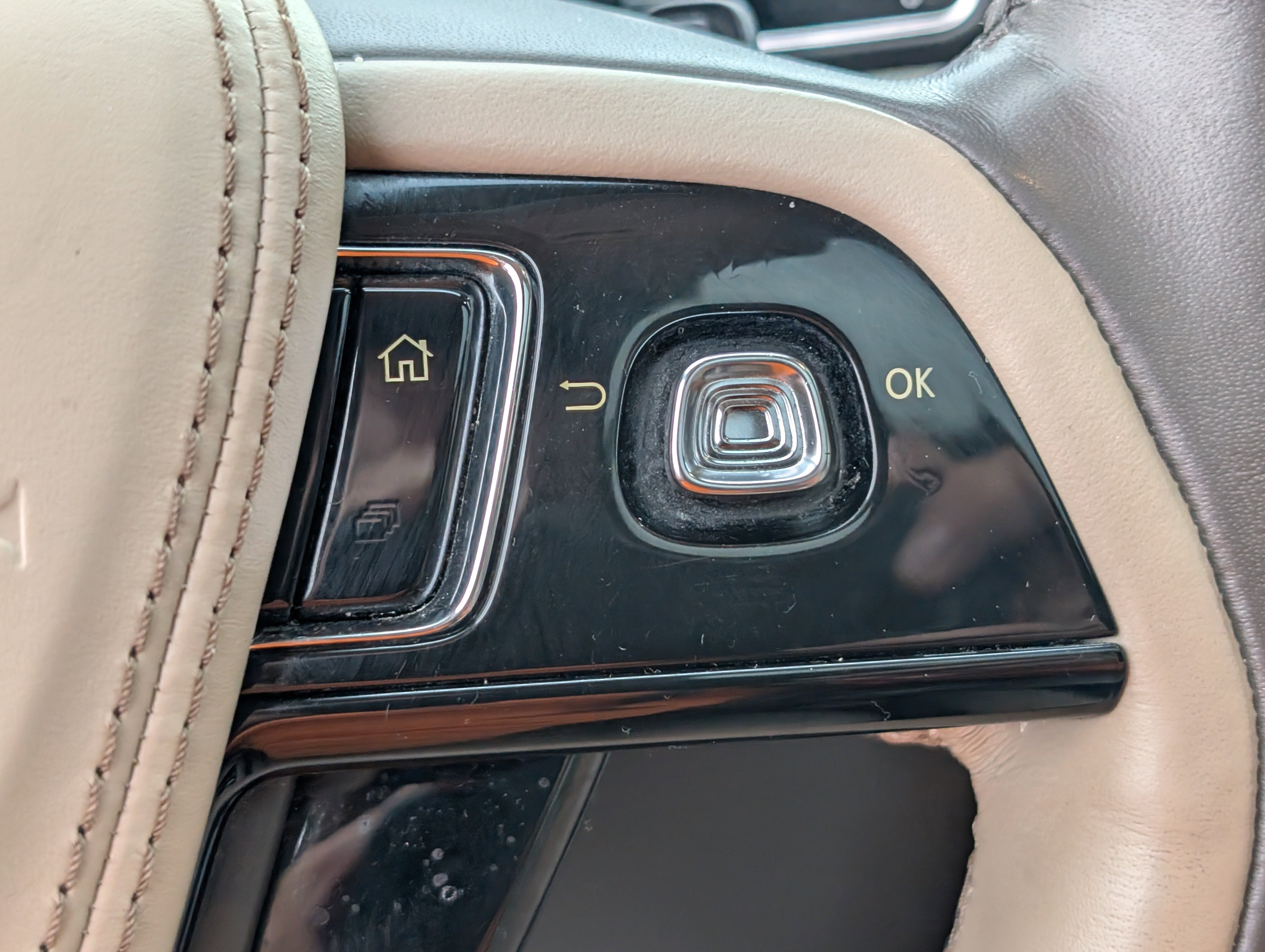 Used 2021 Lincoln Aviator Reserve w/ Elements Package Plus RWD image 21