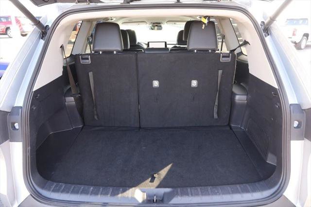 Certified 2025 Toyota Grand Highlander AWD image 7