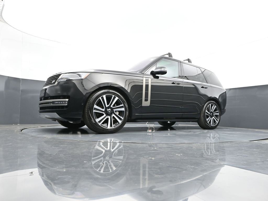 Used 2023 Land Rover Range Rover SE AWD/4WD image 48
