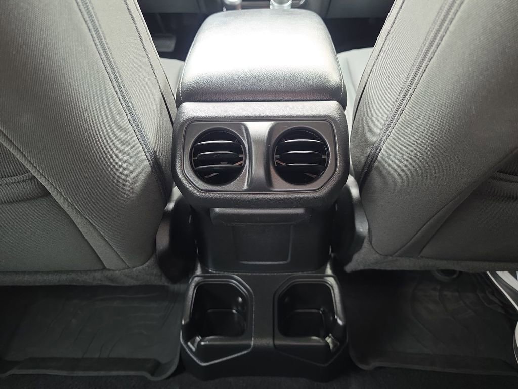 Used 2022 Jeep Wrangler Sport AWD/4WD image 23