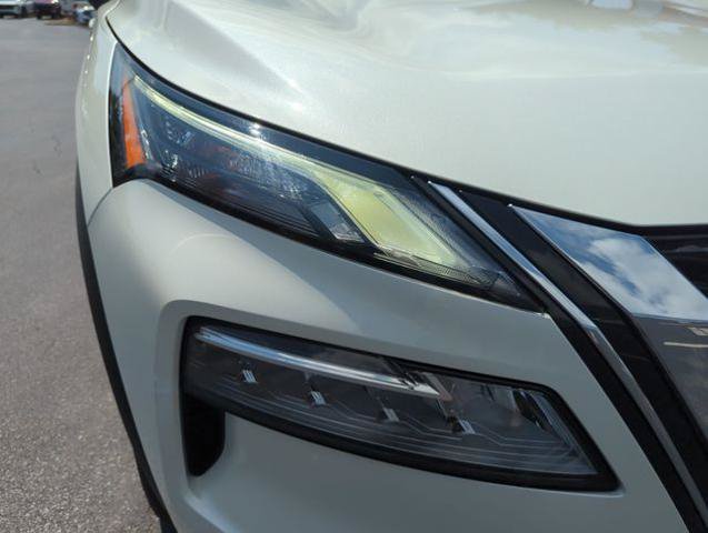 Certified 2023 Nissan Rogue SV AWD/4WD image 17