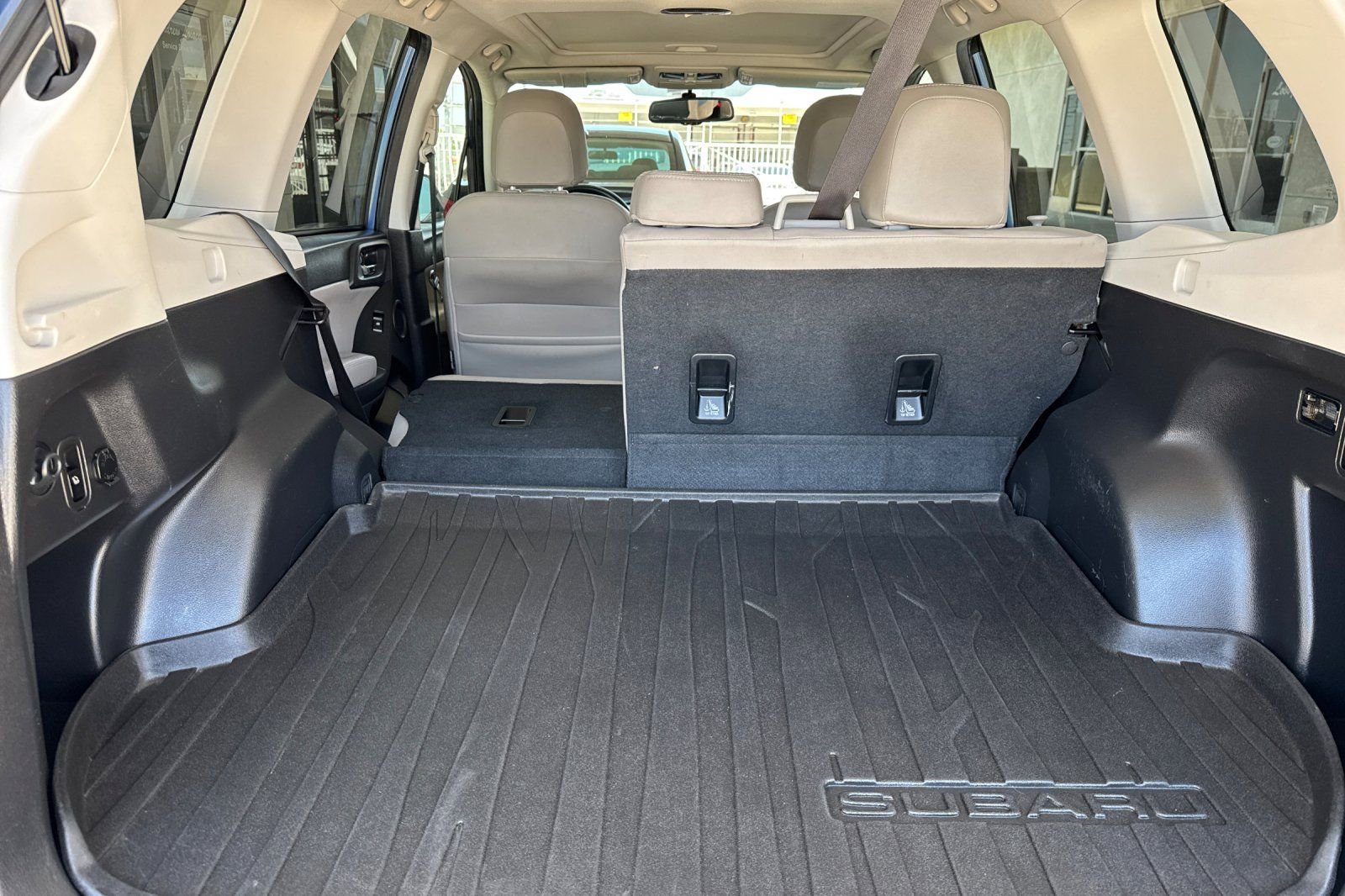 Used 2015 Subaru Forester 2.5i Touring AWD/4WD image 15