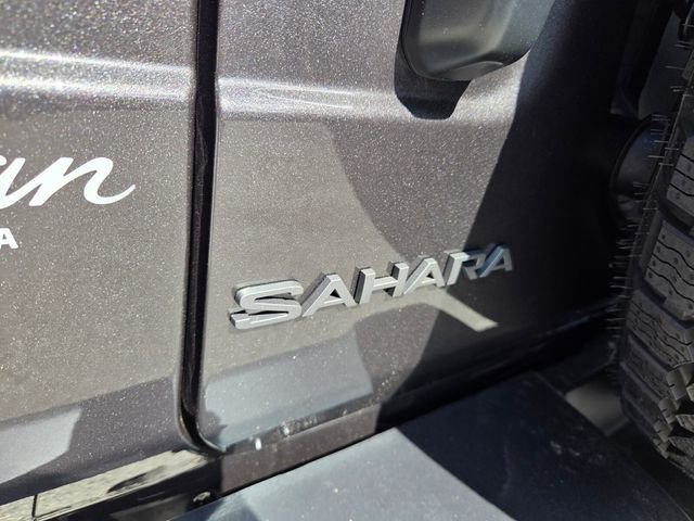 New 2026 Jeep Wrangler Unlimited Sahara AWD/4WD image 13