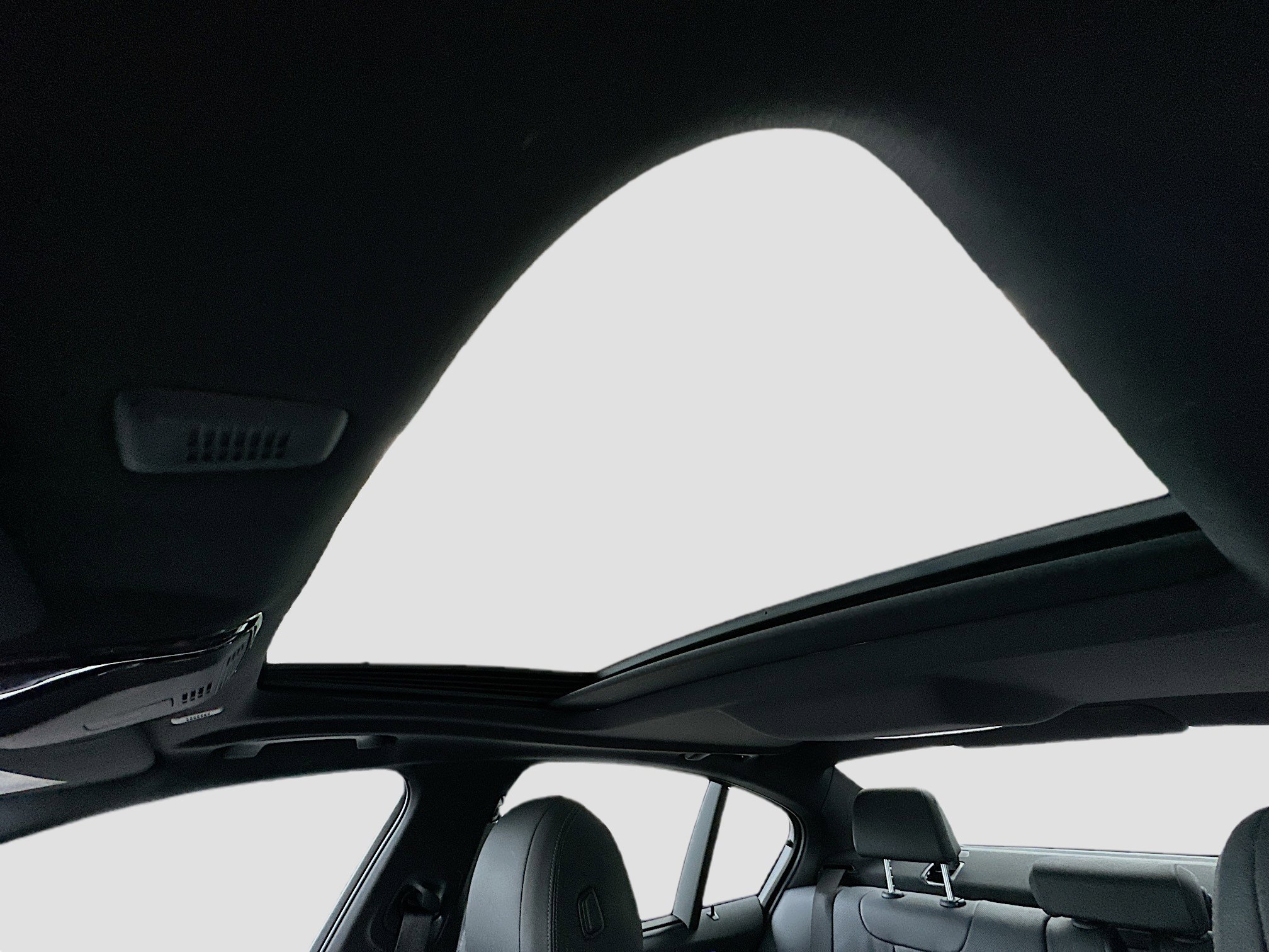 Certified 2023 BMW 540i w/ M Sport Package RWD image 22