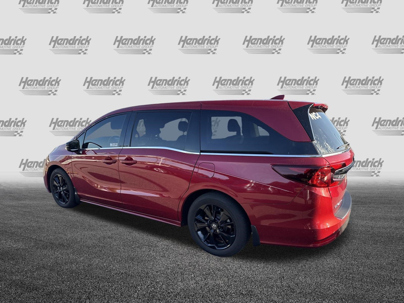 Used 2023 Honda Odyssey Sport image 8