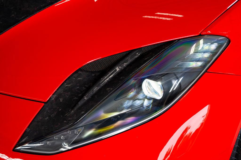 Used 2020 Ferrari 812 Superfast image 15