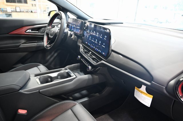 New 2025 Chevrolet Equinox EV RS image 13