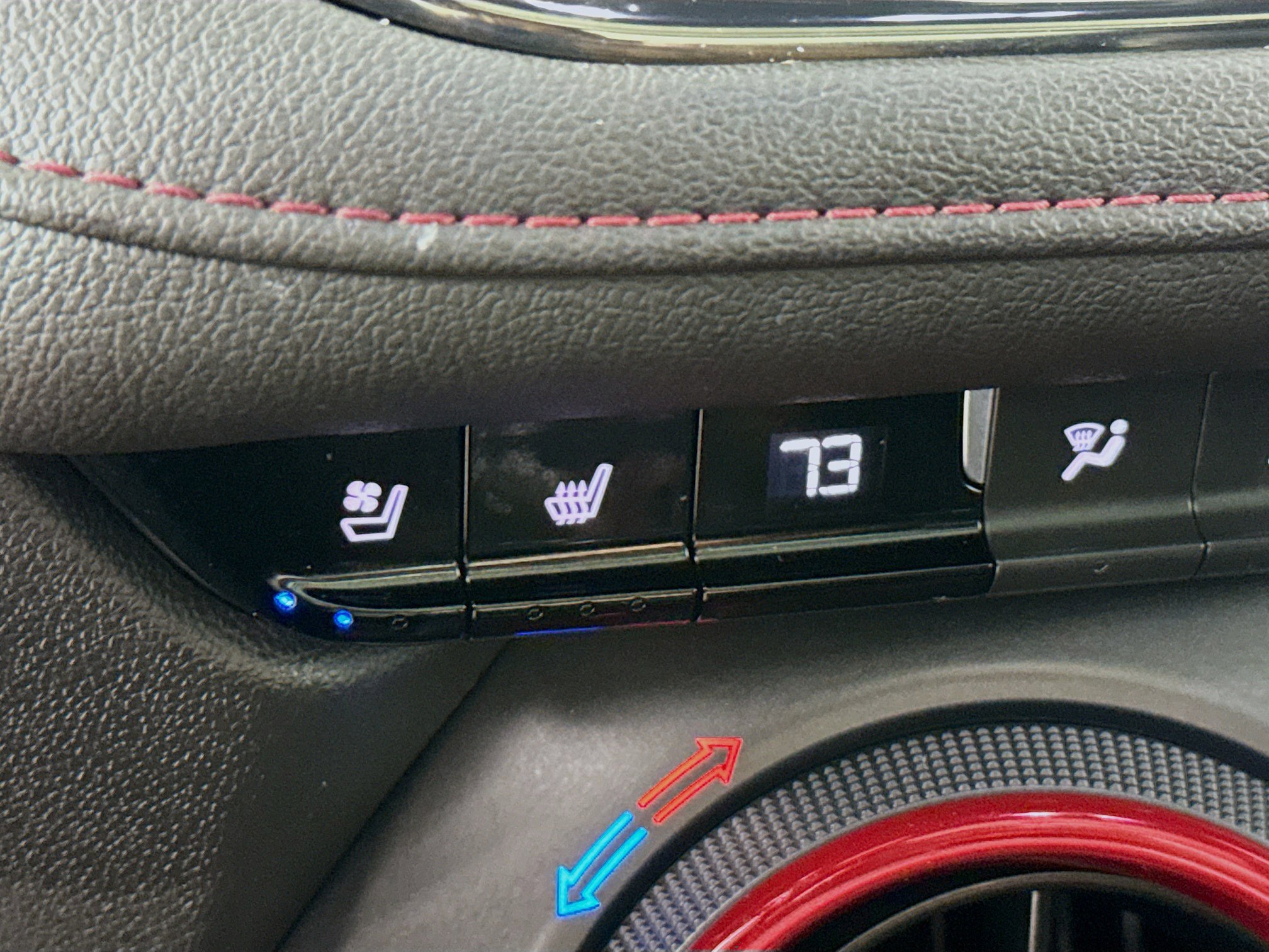 Used 2021 Chevrolet Blazer RS w/ Enhanced Convenience Package image 25