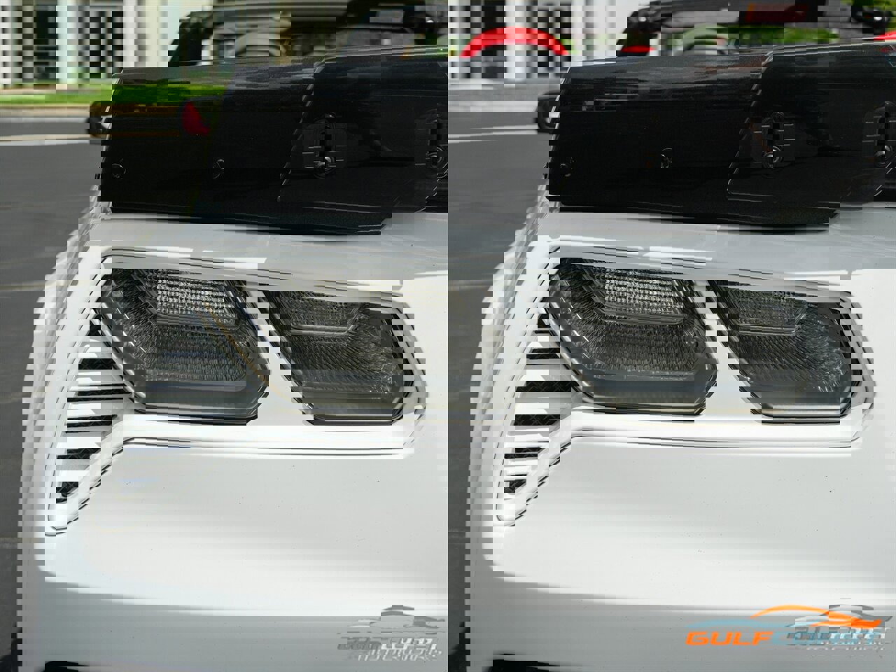 Used 2016 Chevrolet Corvette Z06 w/ 3LZ Preferred Equipment Group image 53