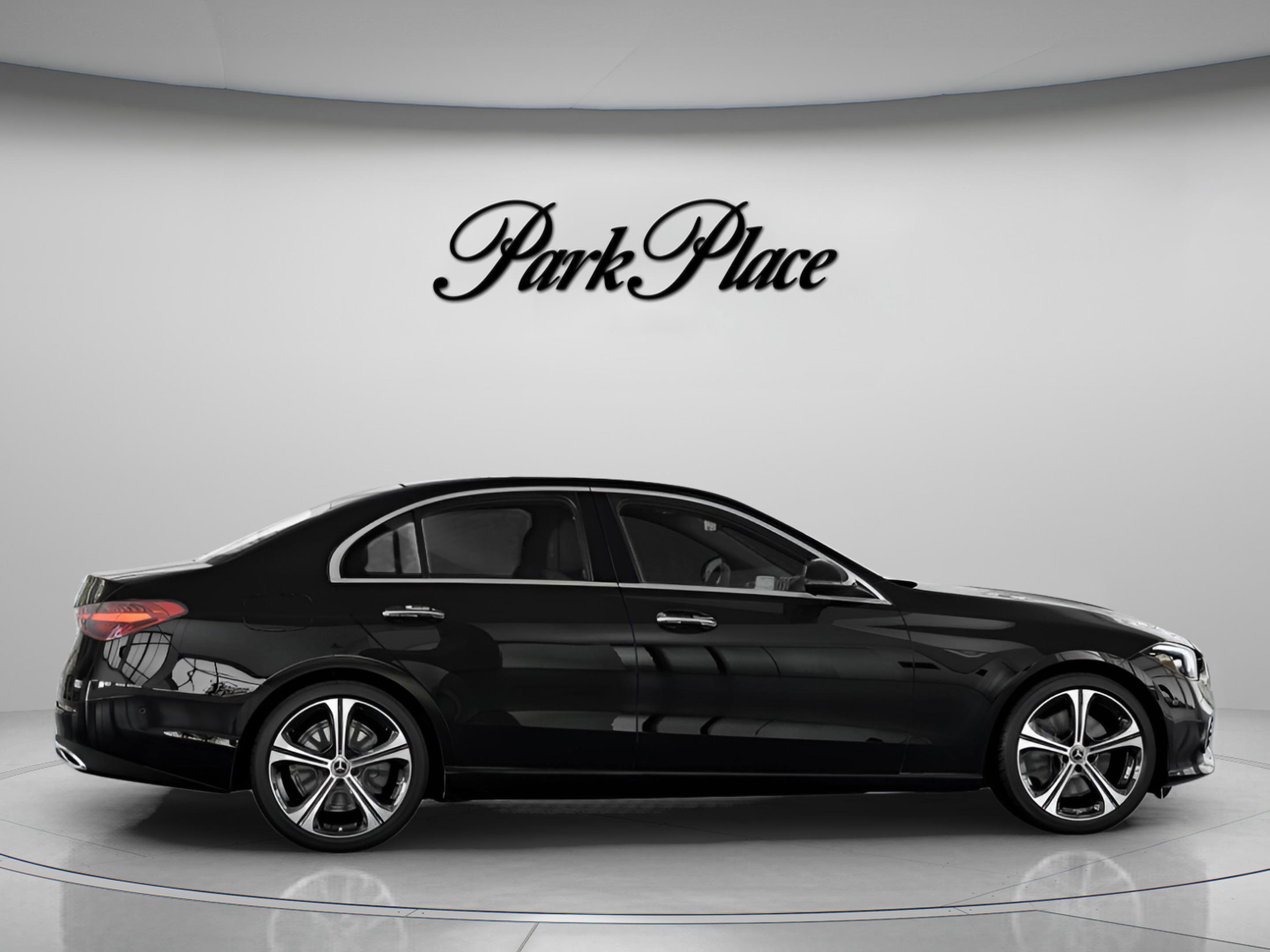 Used 2025 Mercedes-Benz C 300 Sedan image 26