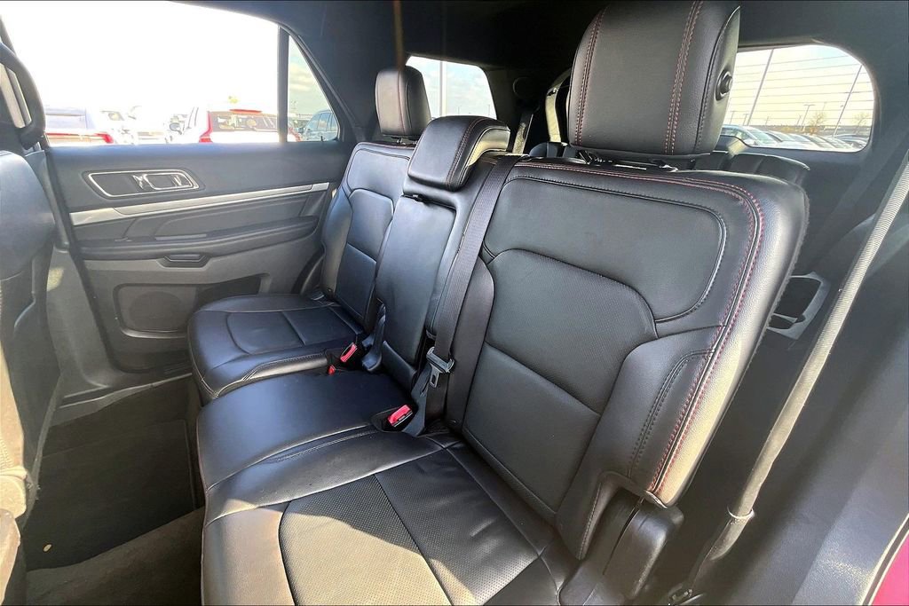 Used 2017 Ford Explorer Sport image 30