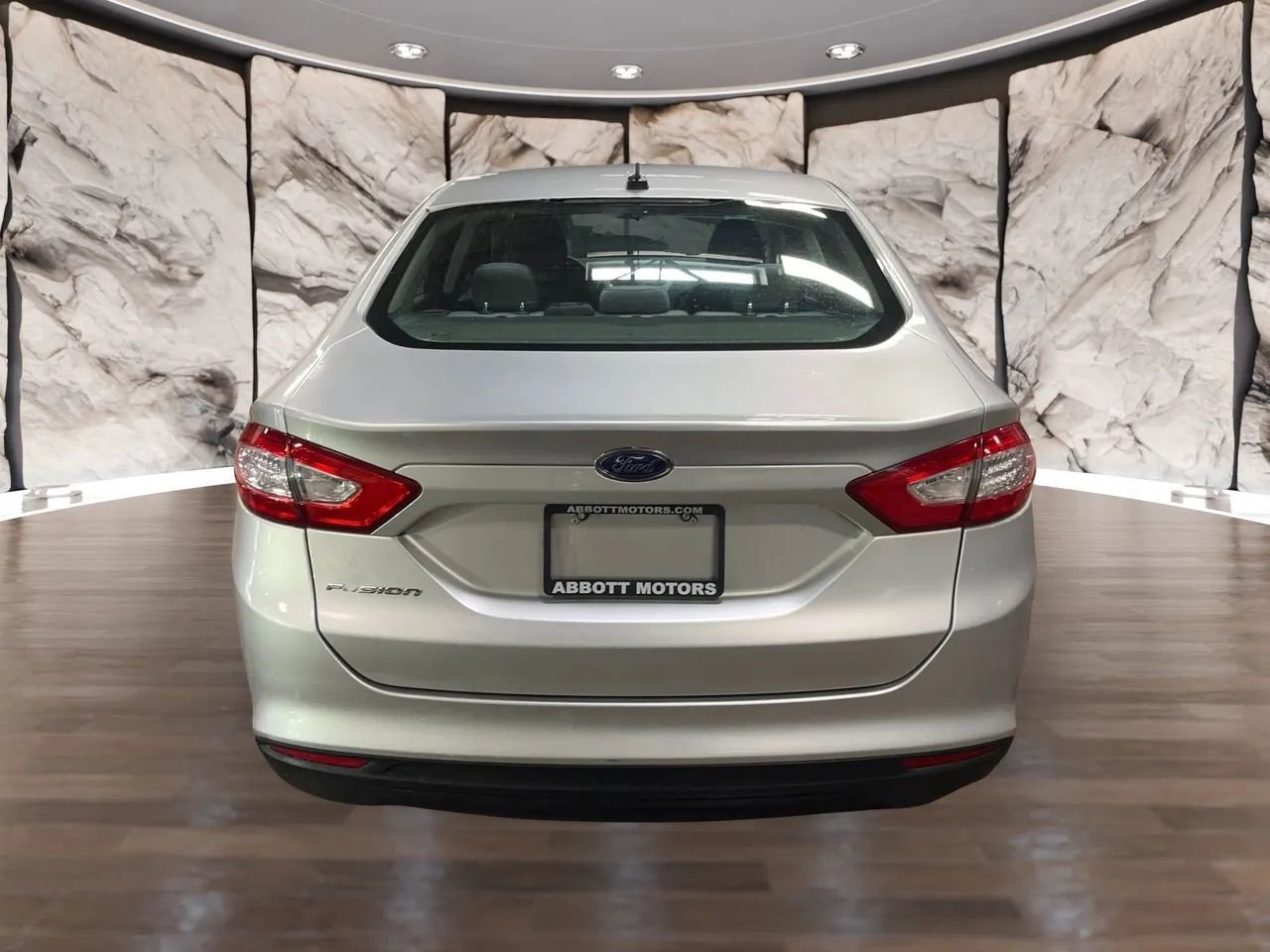 Used 2014 Ford Fusion S image 3