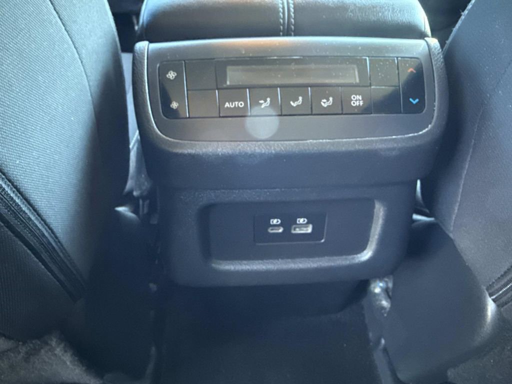 Certified 2024 Nissan Pathfinder SV image 15