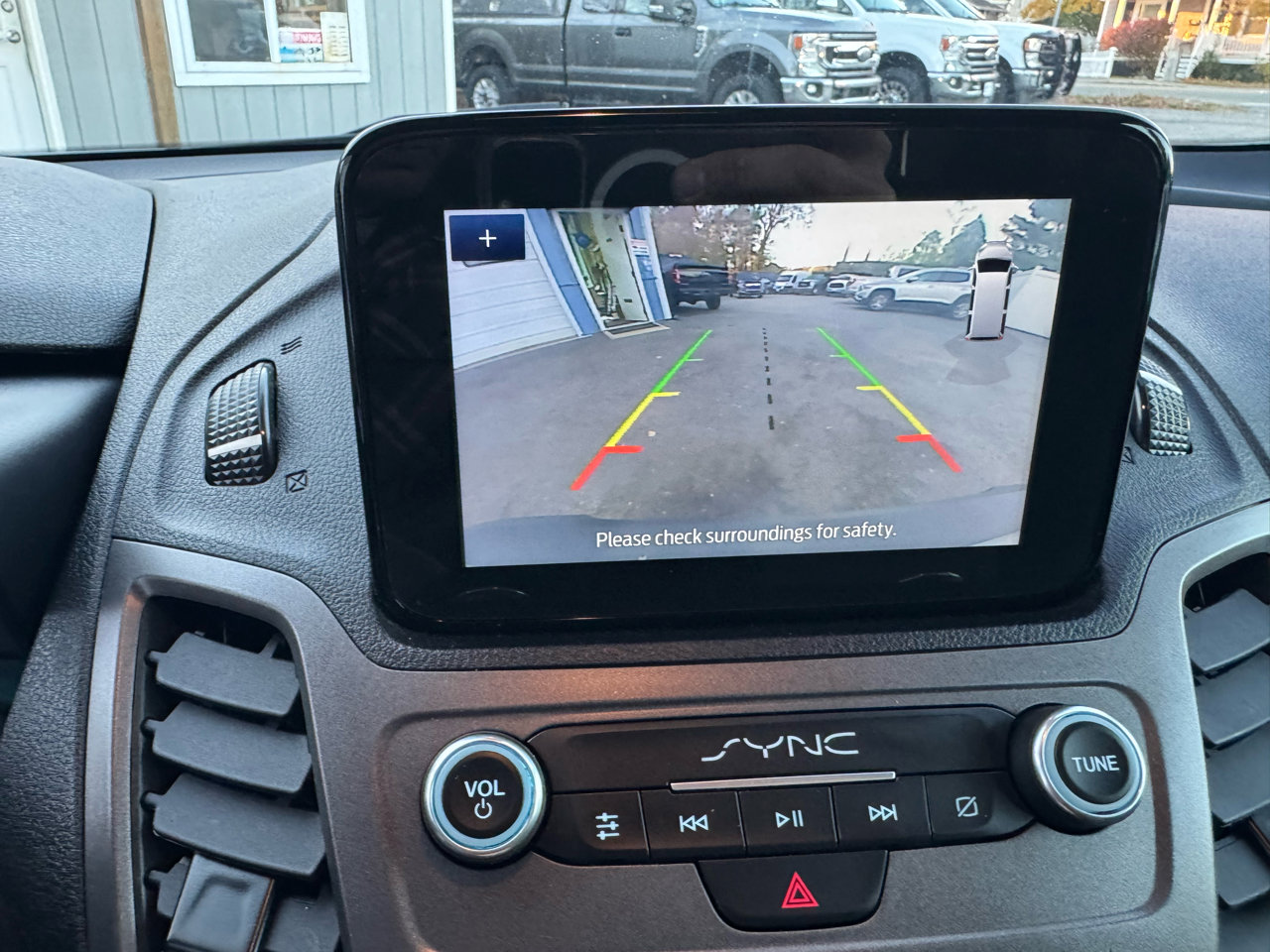 Used 2022 Ford Transit Connect XL image 16