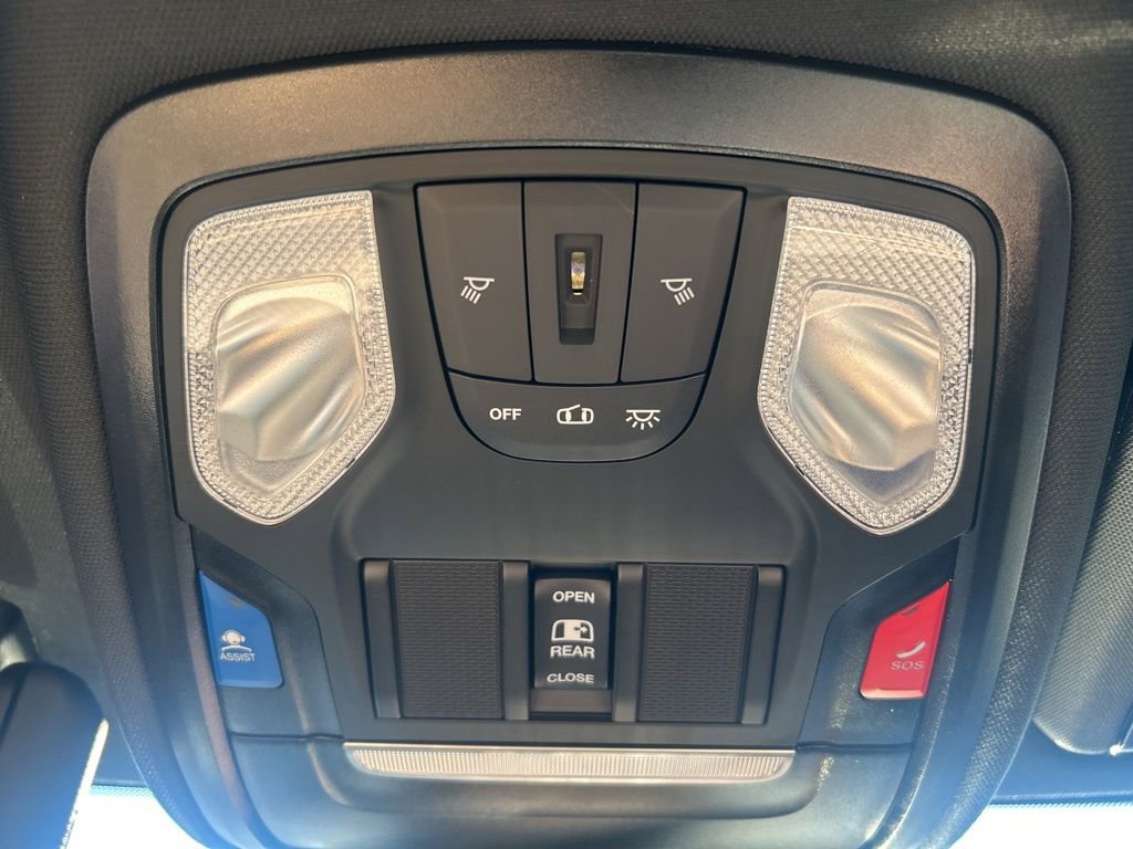 New 2026 RAM 5500 Tradesman AWD/4WD image 32
