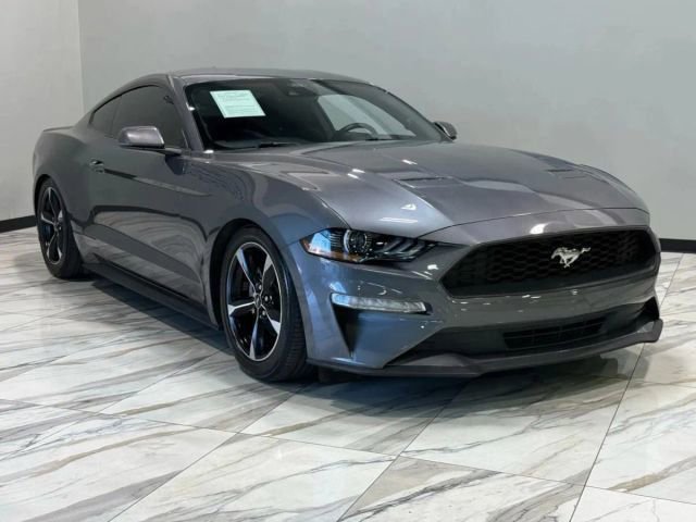 Used 2022 Ford Mustang EcoBoost image 4