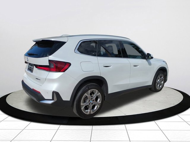 Used 2023 BMW X1 xDrive28i w/ Premium Package image 3