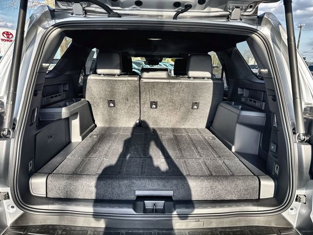 Used 2025 Toyota 4Runner TRD Off-Road Premium image 32