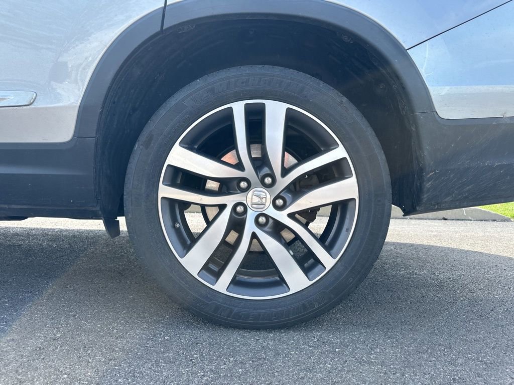 Used 2017 Honda Pilot Elite image 8